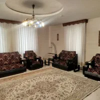 مبل ۷ نفره با میز عسلی