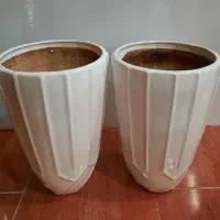 گلدان بزرگ سفید