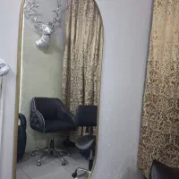 آینه و صندلی اریشگاه