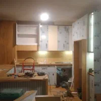 فقط خرده کاری تعمیرات کابینت و کمد و میز تی وی