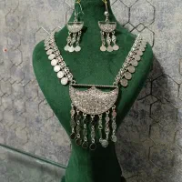 گردنبند ورشو با ابکاری نقره|جواهرات|کرمانشاه, |دیوار