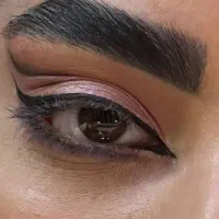 مدل میکاپ و مژه میخوام