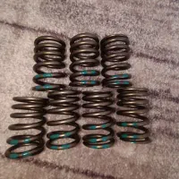 فنر سوپاپ xum