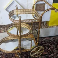 میز بار سلطنتی