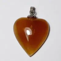 گردنبند قلب عسلی