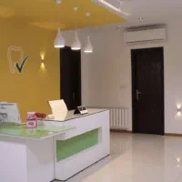 منشی دندانپزشکی