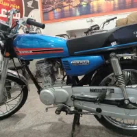 موتورسیکلت هوندا چراغ گرد125