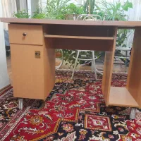 میز کامپیوتر
