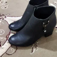 کفش نونو|کیف، کفش، کمربند|کاشمر, |دیوار