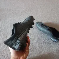 کفش چمن|تجهیزات ورزشی|دهلران, |دیوار