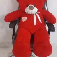 خرس قرمز بزرگ عروسک|اسباب‌بازی بچه|قم, باجک دو|دیوار