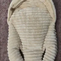 آغوشی نوزاد