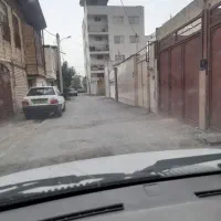 زمین گردو فلک ناز