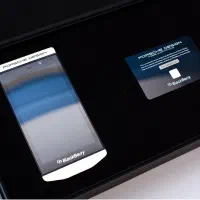 بلک‌بری Porsche Design P'9982 اکبند خاص و لاکچری
