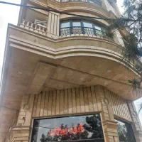 ویلایی ۴ طبقه کنار حرم رو به روی پاساژ قدس
