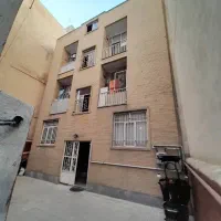 آپارتمان ۵۰ متری طبقه دوم