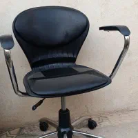صندلی ادارای