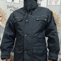 کاپشن|لباس|کوهنانی, |دیوار