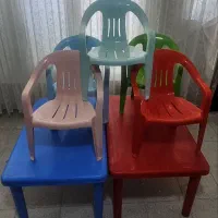 صندلی پلاستیکی