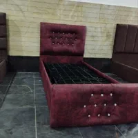 تعدادی تخت و تشک به قیمت عمده بدلیل جمع اوری|مبلمان خانگی و میز عسلی|کرج, ملک‌آباد|دیوار