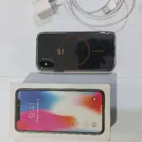 آیفون X تمیز