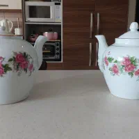 قوری چینی گلدار|قوری، کتری، قهوه‌ساز دستی|تهران, دریان‌نو|دیوار