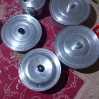 چهار تا قابلمه خوب در حد نو
