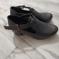 تعدادی کفش در حد نو حراج|کیف، کفش، کمربند|اندیشه, اندیشه فاز ۲|دیوار