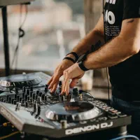 آموزش دیجی Dj|خدمات آموزشی|تهران, چیذر|دیوار