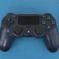 رنگ آبی و مشکی پلی استیشن 4