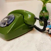 تلفن قدیمی انتیک|تلفن رومیزی|تهران, فلسطین (میدان انقلاب)|دیوار