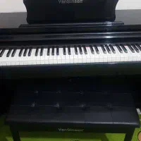 پیانو دیجیتال در حد نو