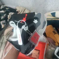 کتونی Jordan 4