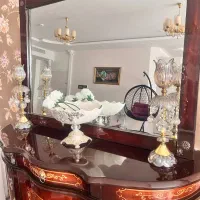 میز و اینه کنسول