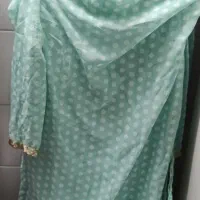 مقداری لباس