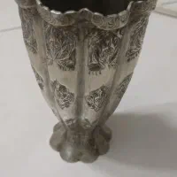 گلدون قدیمی