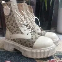 نیم بوت در حد نو