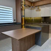 اجرای کابینت های گلاس و ام دی اف اقساطی|خدمات پیشه و مهارت|اصفهان, شهرک کاوه|دیوار