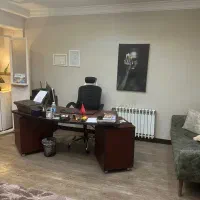 منشی خانم مجرد و دانشجو به طور پاره وفت