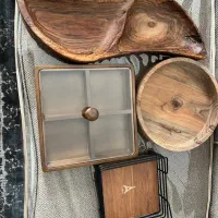 ظرف پزیرایی چوبی