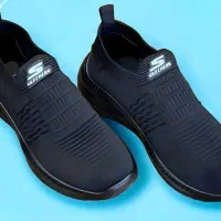 تعدادی کفش نو اسپرت