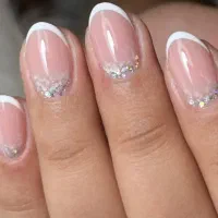 آموزش کاشت ناخن تخصصی