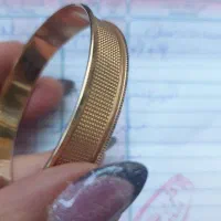 تک دست زیر تابلو