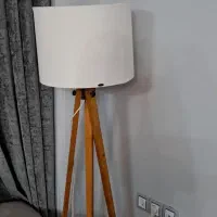 اواژور ایستاده|چراغ خواب و آباژور|گرگان, |دیوار