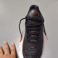 نایک اورجینال مدل TN.       rir