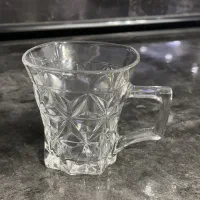 استکان وپیش دستی و شیرینی خوری و...