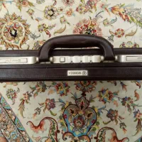 فروش یک عدد کیف چرم سانسونیت