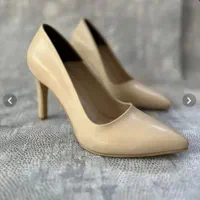 کفش پاشنه بلند