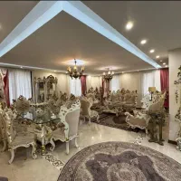 سرویس مبلمان کلاسیک و میز ناهارخوری ست