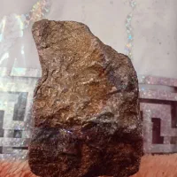 سنگ قیمتی دارم اما مشخص نیست چ است